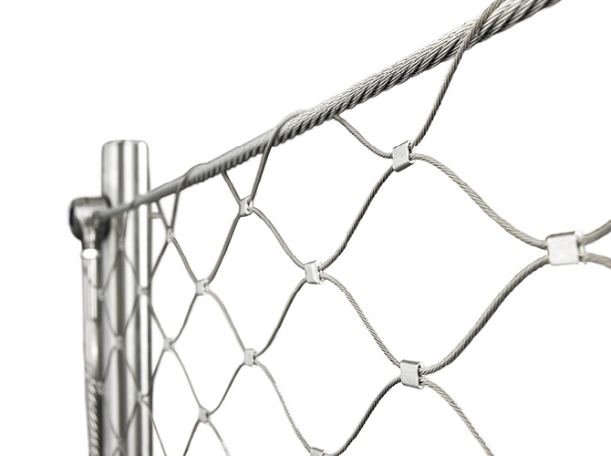 Cable mesh railing product detail - Carl Stahl DecorCable