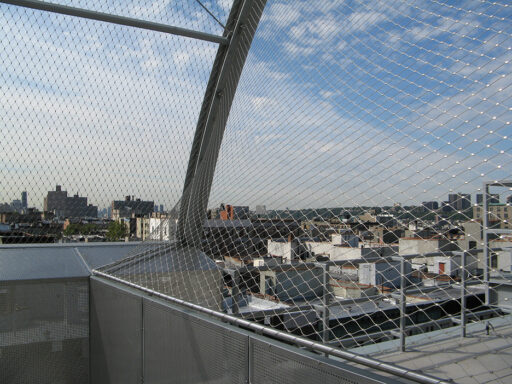 New-York-Public-School-210-cable-mesh-rooftop-enclosure-carl-stahl-decorcable10 Twenty-First Century Academy for Community Leadership, PSIS210, New York