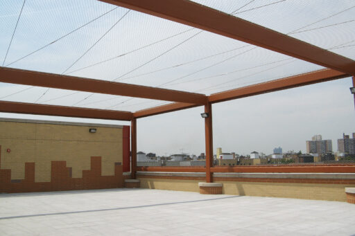New-York-Public-School-292-Rooftop-Enclosure-Cable-Mesh-Carl-Stahl