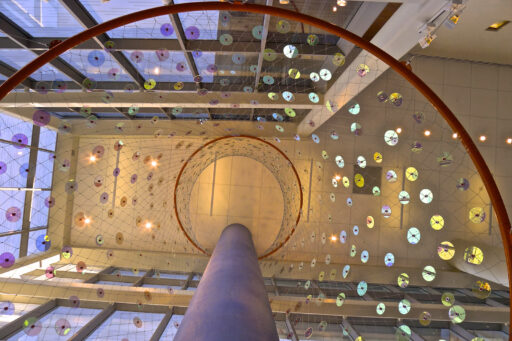 university-hospital-sky-tower-foxglove-x-tend-cable-mesh-carl-stahl