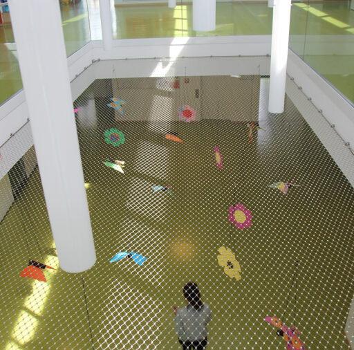 horizontal-safety-mesh-fall-protection-carl-stahl-decorcable horizontal-safety-mesh-fall-protection-carl-stahl-decorcable