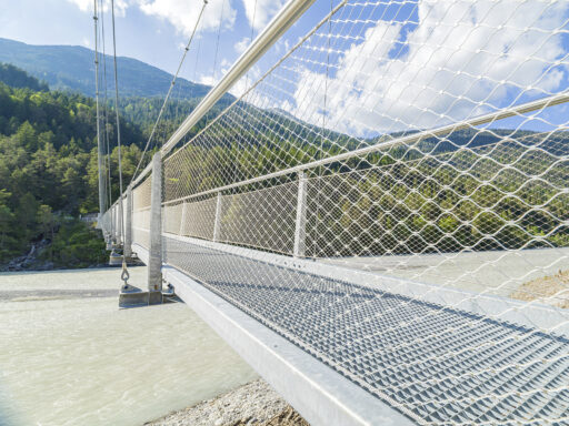 Stainless steel cable mesh railing for bridge safety by Carl Stahl DecorCable. Stainless steel cable mesh railing for bridge safety by Carl Stahl DecorCable.