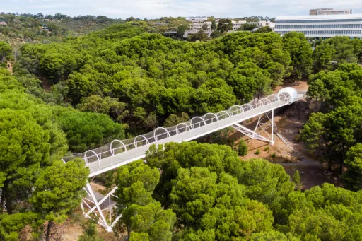 flinders-bridge-cable-mesh-carl-stahl-photo-harry-fisher-down-under-sail flinders-bridge-cable-mesh-carl-stahl-photo-harry-fisher-down-under-sail