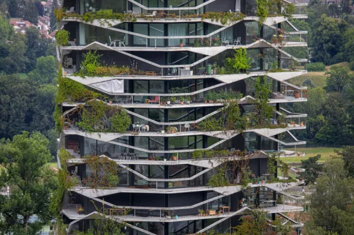 garden-tower-carl-stahl-safety-cable-mesh-greenery-facade (4) Carl Stahl cable mesh safety greenery facade at Garden Tower Wabern.