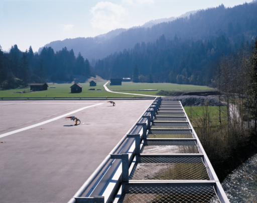 helipad-garm-carl-stahl-cable-mesh-safety-detail helipad-garm-carl-stahl-cable-mesh-safety-detail