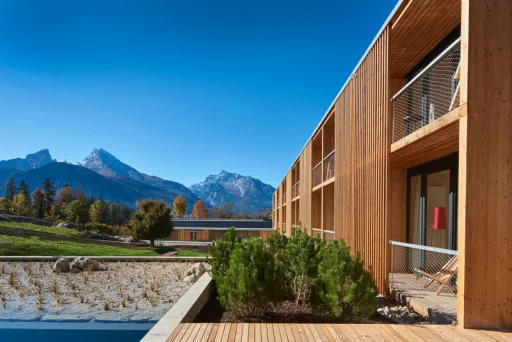 kulturhof-stanggass-carl-stahl-mesh-railing-infill-photo-josefine-unterhauser (5) kulturhof-stanggass-carl-stahl-mesh-railing-infill-photo-josefine-unterhauser