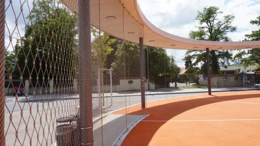 memminger-platz-ball-park-vertical-safety-mesh-carl-stahl (6) memminger-platz-ball-park-vertical-safety-mesh-carl-stahl