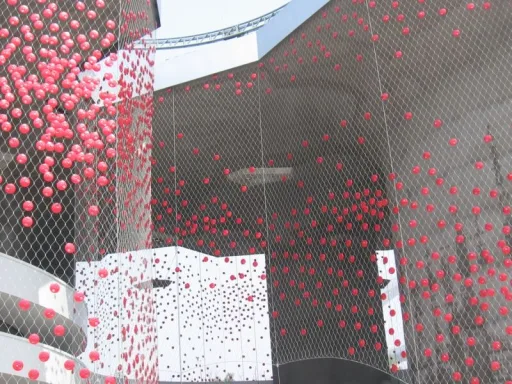 swiss-pavillion-shanghai-cable-mesh-facade-carl-stahl (3) swiss-pavillion-shanghai-cable-mesh-facade-carl-stahl