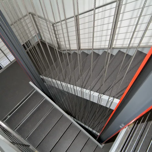 vertical-stair-safety-railing-carl-stahl
